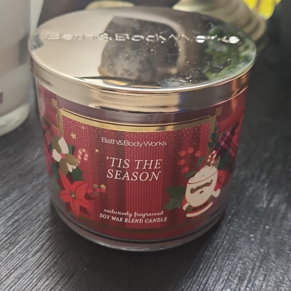 Bath & Body Works ' Tis The Season 3- Wick Candle - Picture 2 of 3